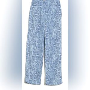 NEW! ENA PELLY Blue Snakeskin
Flared Pants Size: 8